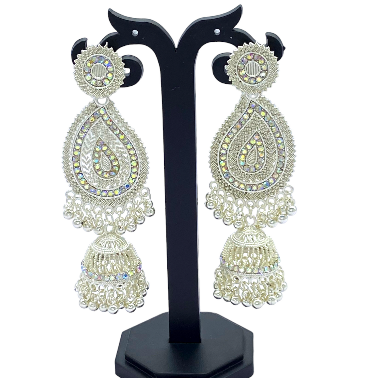 Long White Gold Earring with Zumkhi